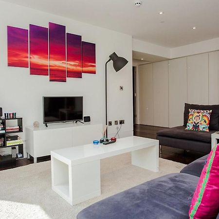 Beautiful Newly Renovated 2 Bed Apartment In Bank London Bagian luar foto